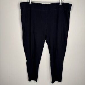 Torrid Crop Signature Black Leggings - size 4